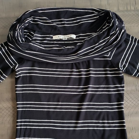 Max Studio Top - Picture 1 of 3